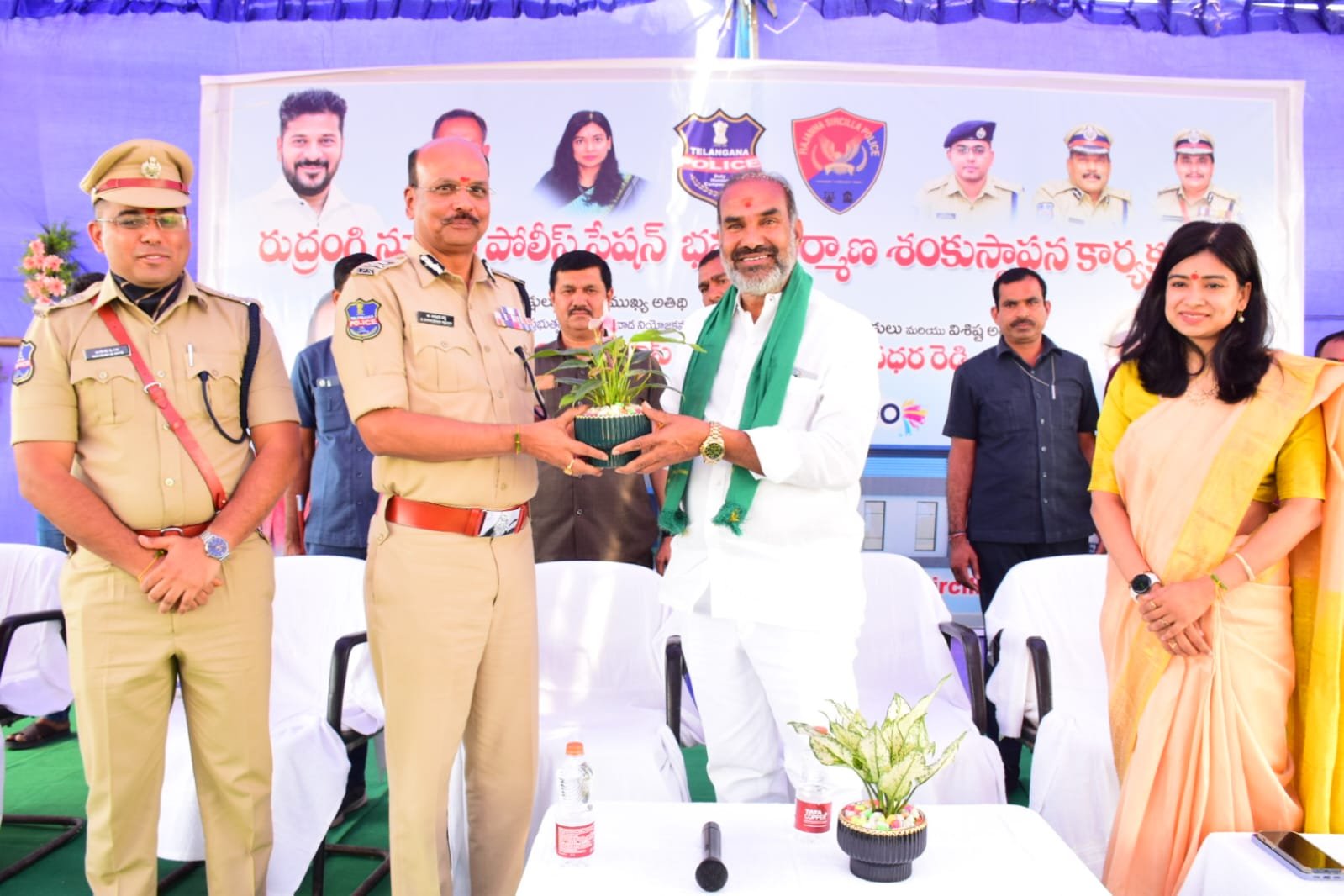 ఫ్లాష్.. ఫ్లాష్..